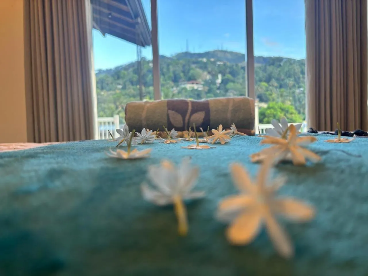Genuine Resort كاندي