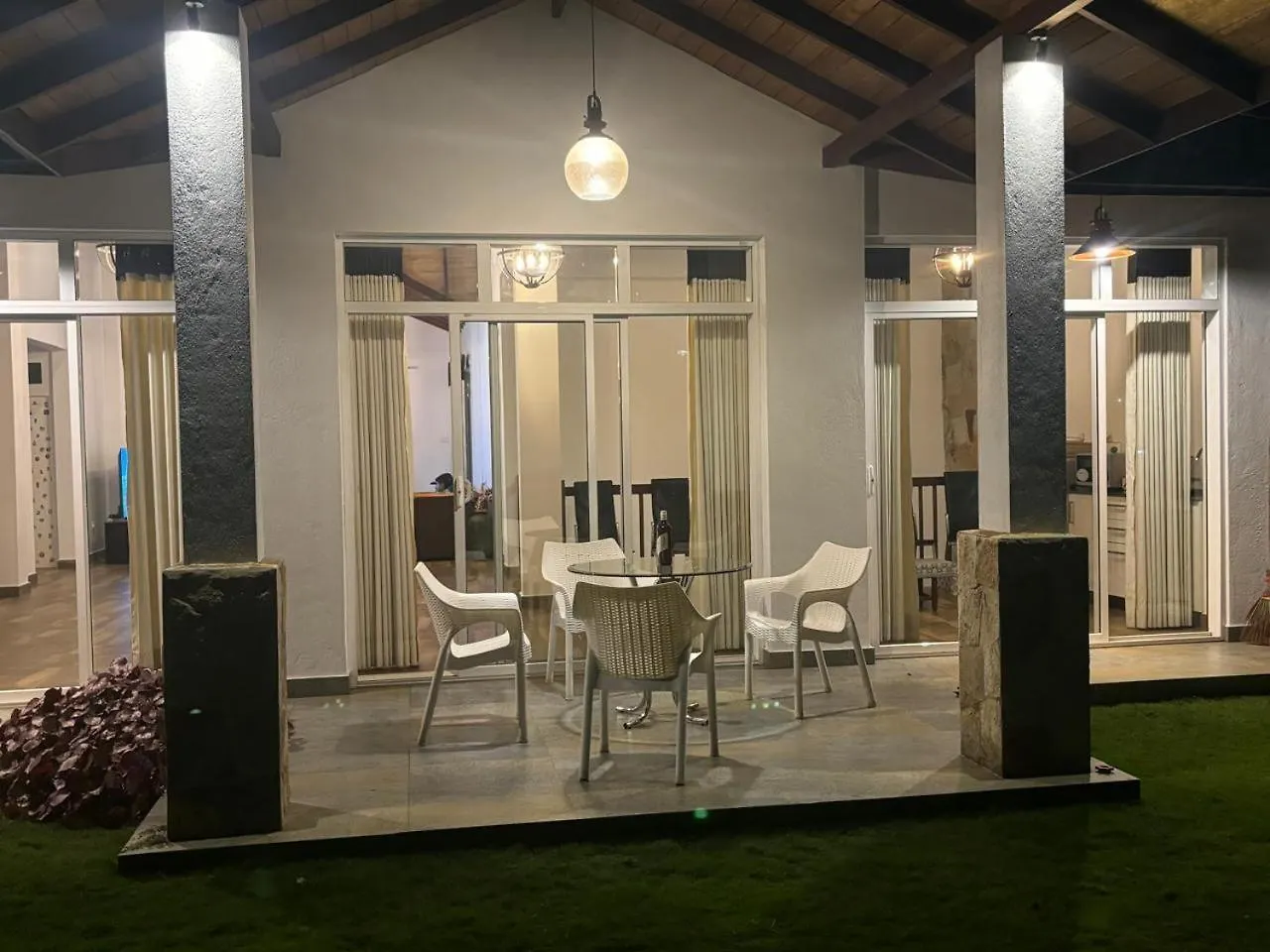 Genuine Resort كاندي